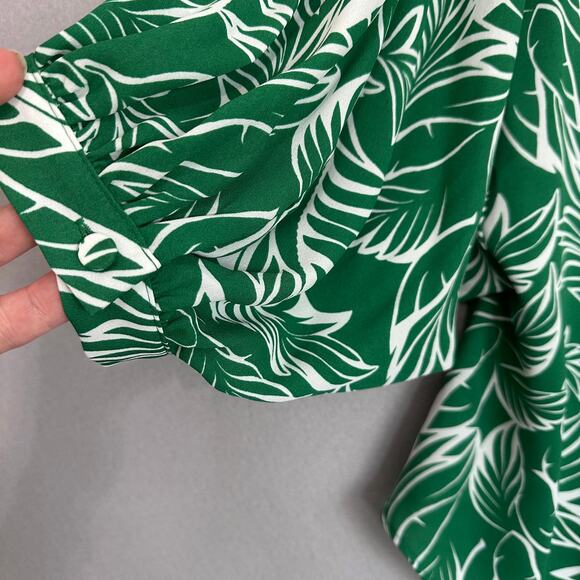 Chicos Tie-Front Green Palm V-Neck Tropical Blouse Green Sz 0 US 4/6 Small - Picture 8 of 11